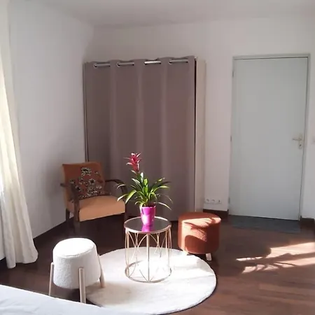 Ubytování v soukromí Familiales Dans Jolie Maison Girondine *